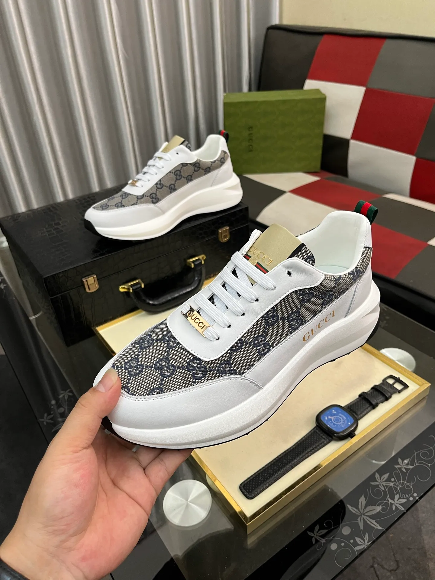 Men's Men's Shoes💰440⌚️⌚️【GUCCI】Gucci men's latest white shoe series casual shoes! The official website is built 1:1. Upper: Made of imported cowhide, with electric embroidery ➕Inner lining: Made of high-quality first-layer pigskin, soft and comfortable. Picky material selection and exquisite workmanship give you the best enjoyment. Size: 38-444️⃣Colors available